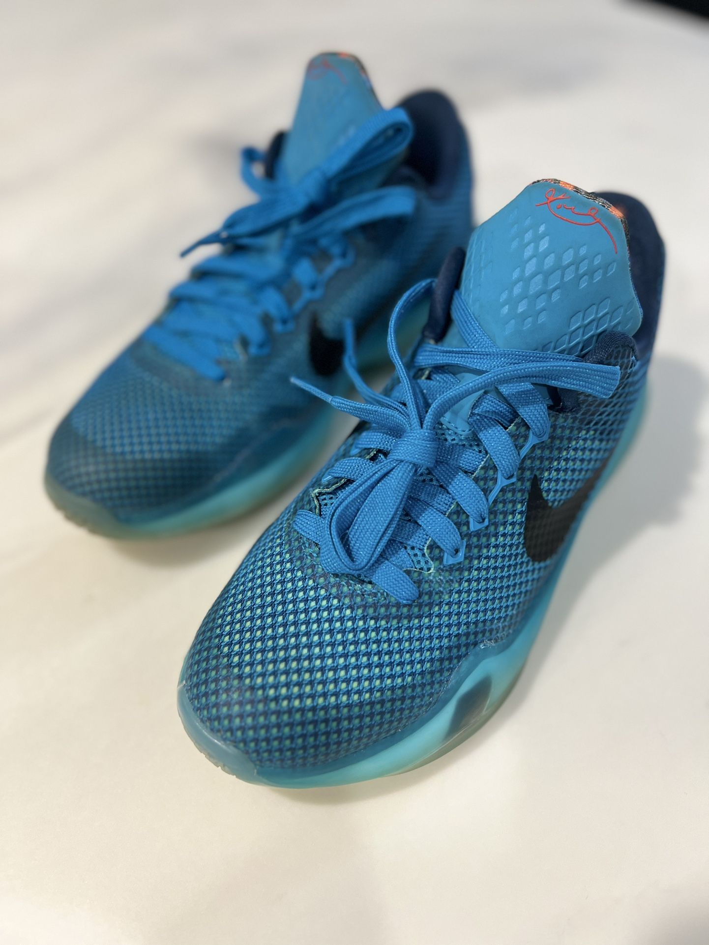 Nike Kobe X “5am Flight” 