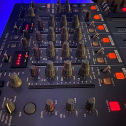 TASCAM Mixer ( Console ) 