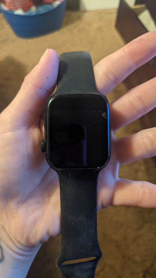 Apple Watch * Series 6 *