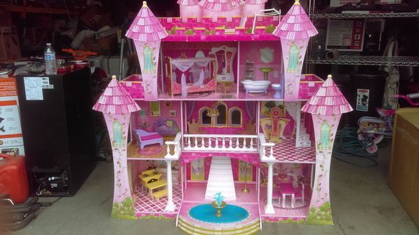 KidKraft Far Far Away Dollhouse for Sale in Mesa AZ OfferUp