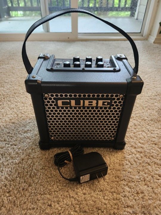 Roland Cube Guitar Amp
