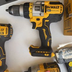 DeWalt 20v Brushless Hammer Drill/ Drill Driver