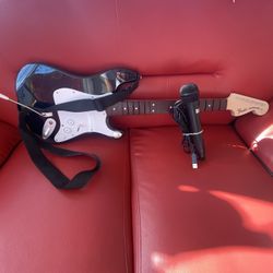 Wireless Fender Stratocaster Rockband Guitar and Mic