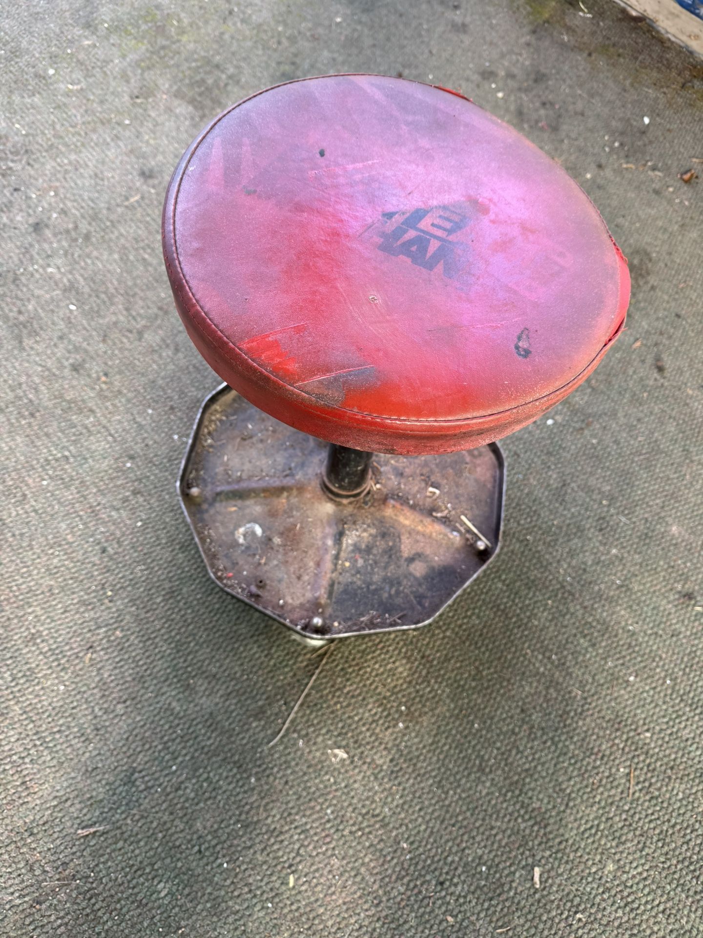 Workshop Rolling Stool
