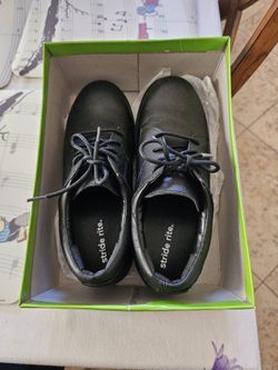 Boys Black Leather Shoes 5 1/2 W