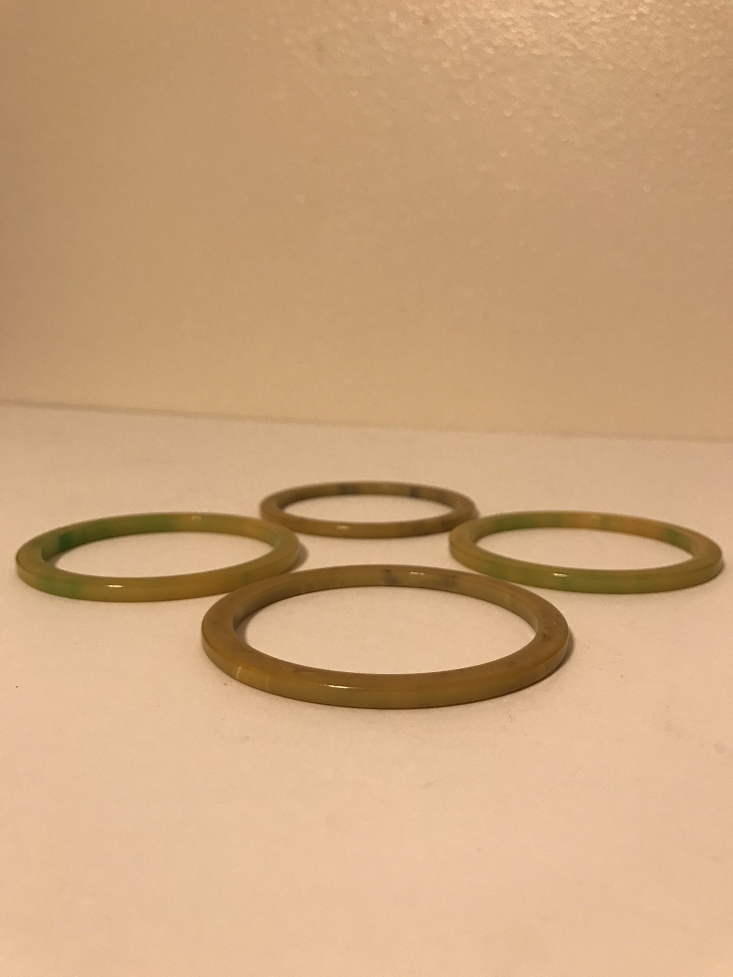 Antique Set of 4 Green & Yellow Swirl BakeLite Bangle 3” Bracelets Combo
