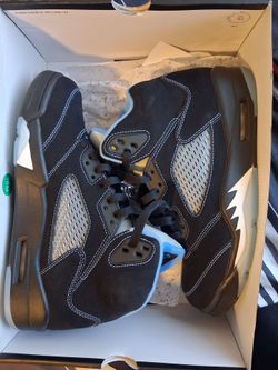Jordan 5 Retro unc size 9 men