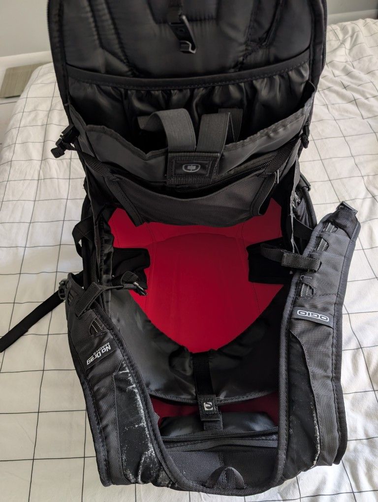 OGIO No Drag Mach Motorcycle Backpack