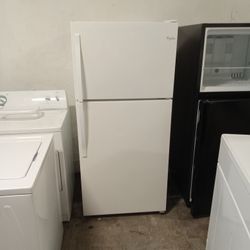 18 Cubic Foot Whirlpool Refrigerator Frost-free Comes With Free Delivery Vancouver Area