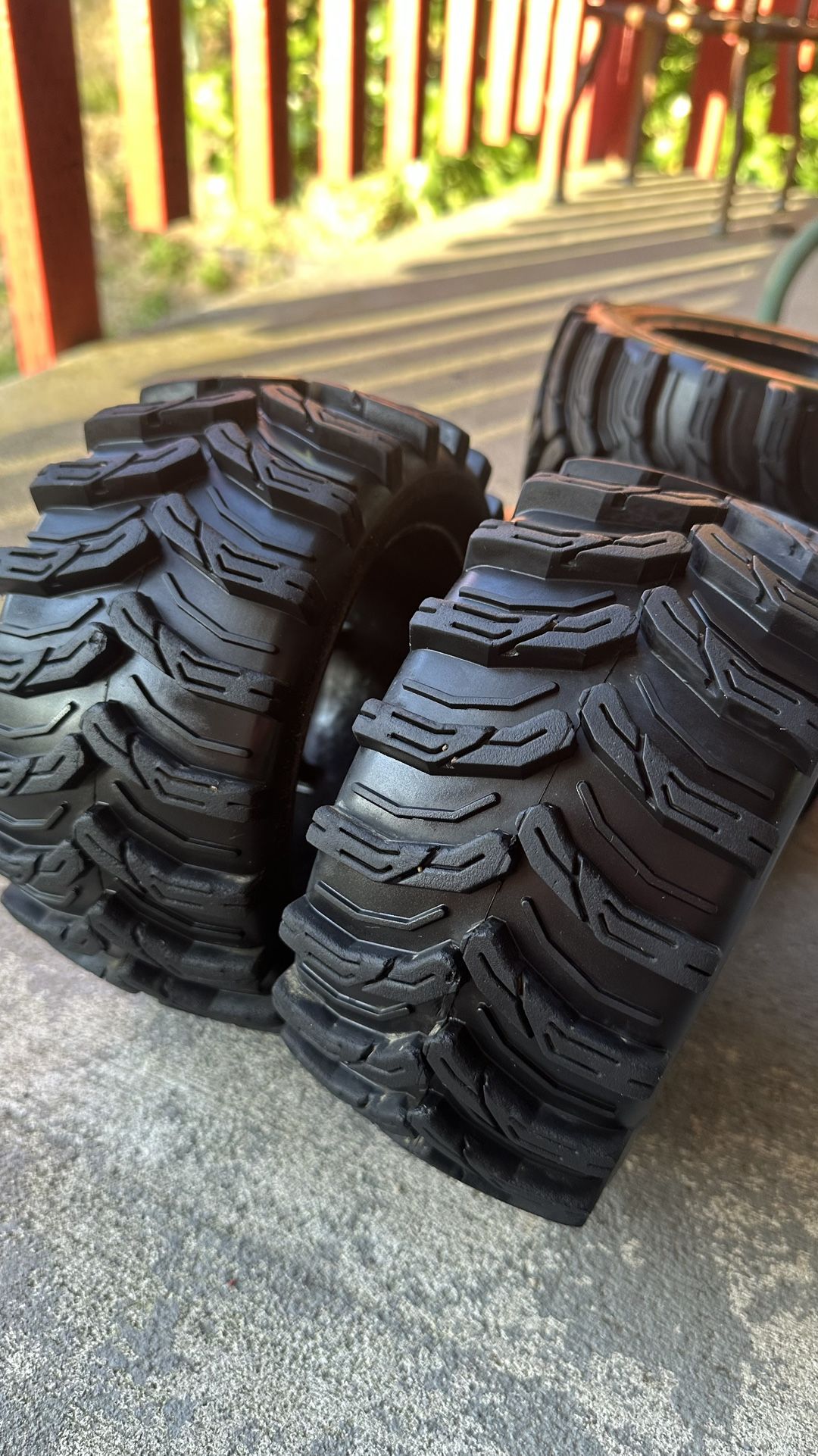 Duratrax hatchet tires X-maxx