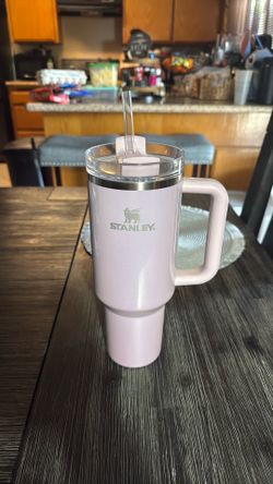 40 Oz Stanley - light purple glitter