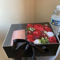 Forever Roses 🌹 Bouquet Gift 