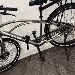 Electra Cruiser Bike – Excellent Condition – Ready to Ride