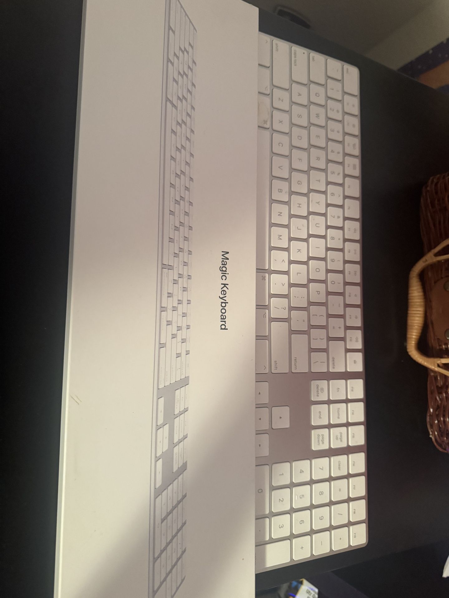 Apple Keyboard