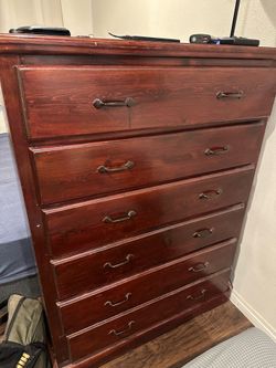 Dresser