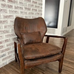 Brown Upholstered Lounge Chair – Bronzing Cloth Armchair
