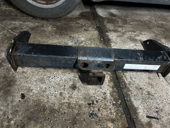 Towing hitch / off of 1999 Tahoe