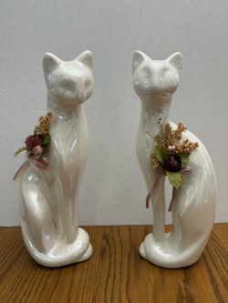 PAIR OF PORCELAIN CAT STATUES