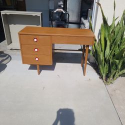 Nice Solid Oak Desk