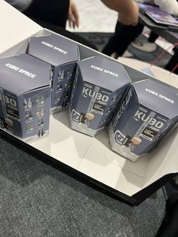 POPMART CABLE CHARACTER