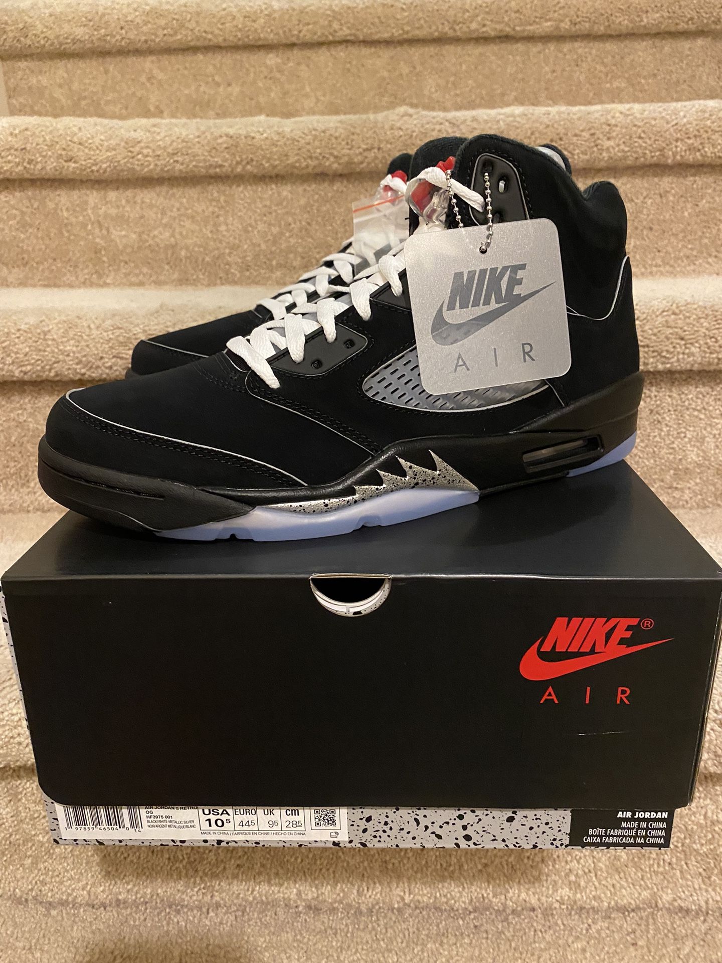 Air Jordan 5 Retro Black Metallic - Men Size 10.5 - Brand New
