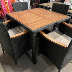 Table $129 New Outdoors 