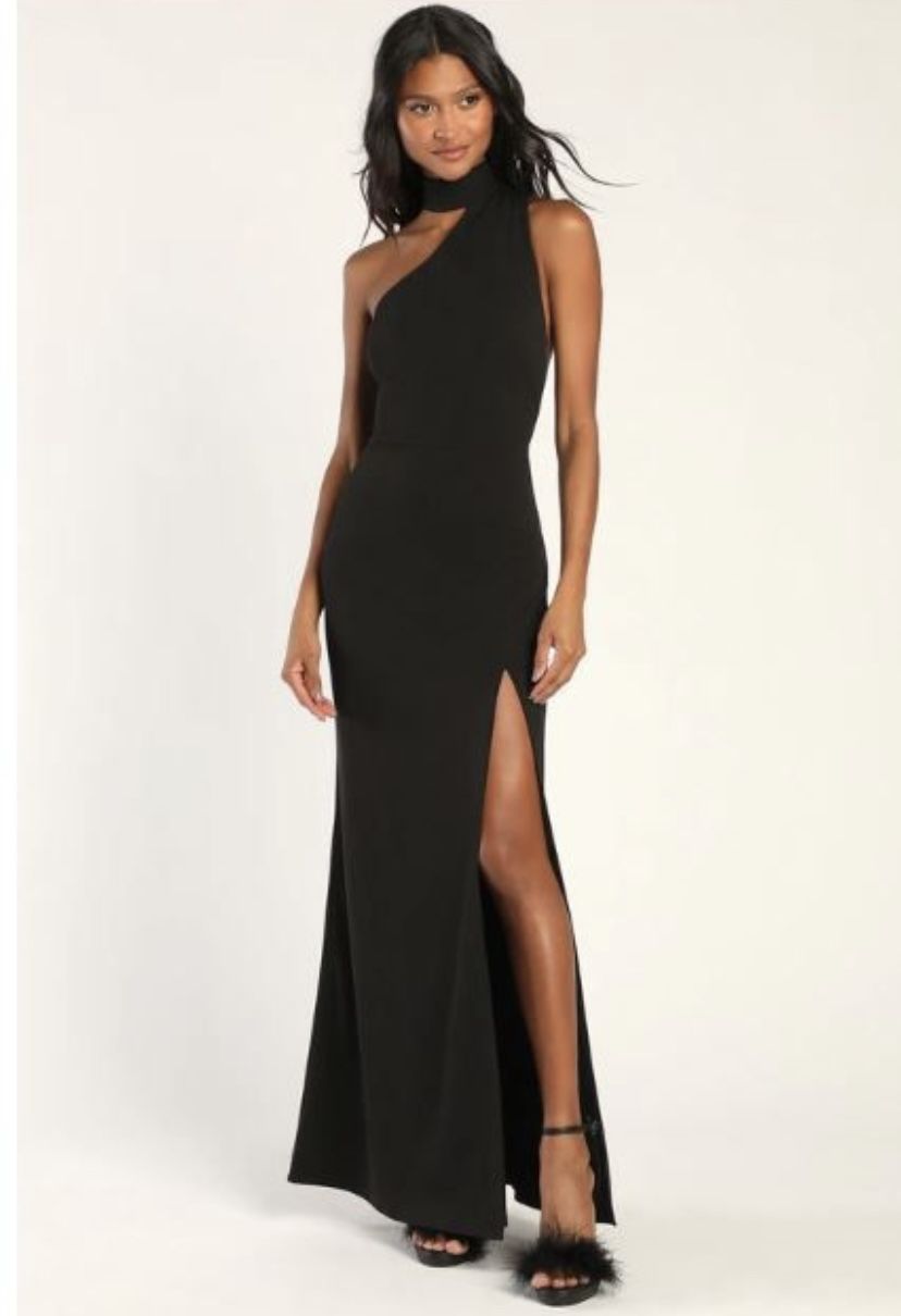 Brand NEW Black Dress With Tags Attached