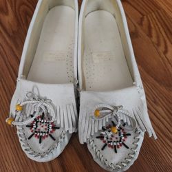 Womens  Moccasins Comfortable Soft White Leather Slipper Shoes