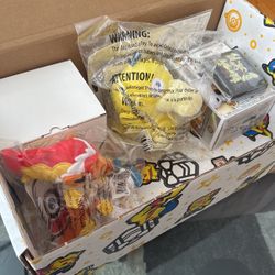 Pokemon Center Delivery Box 