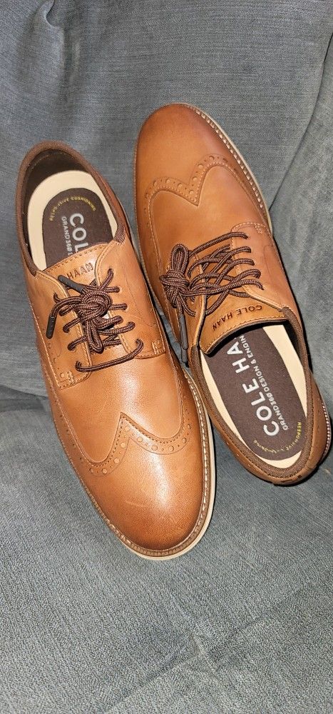 Mens 8.5 COLE HAAN BROWN LEATHER SHOE