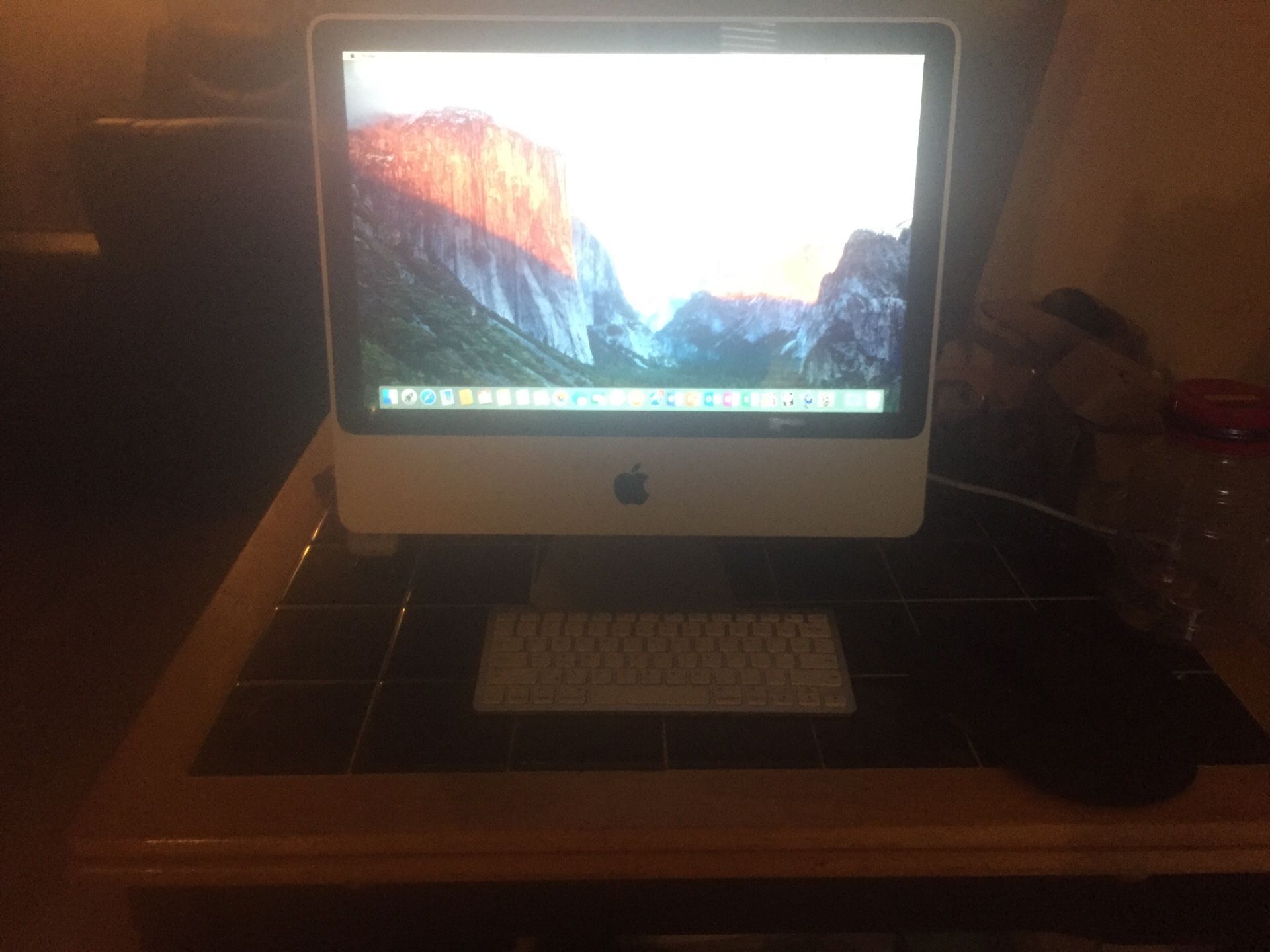 Apple iMac 2008 20inches 4GB