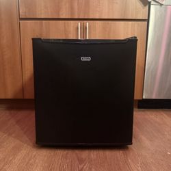 Mini Refrigerator 