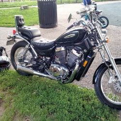 2002 Suzuki intruder 800