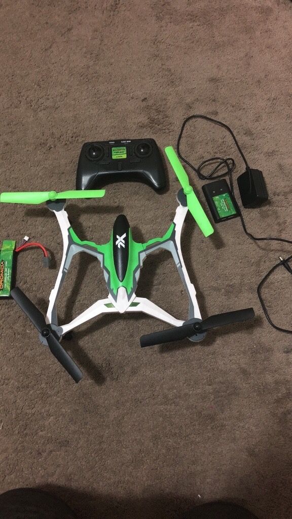 Dromida XL drone