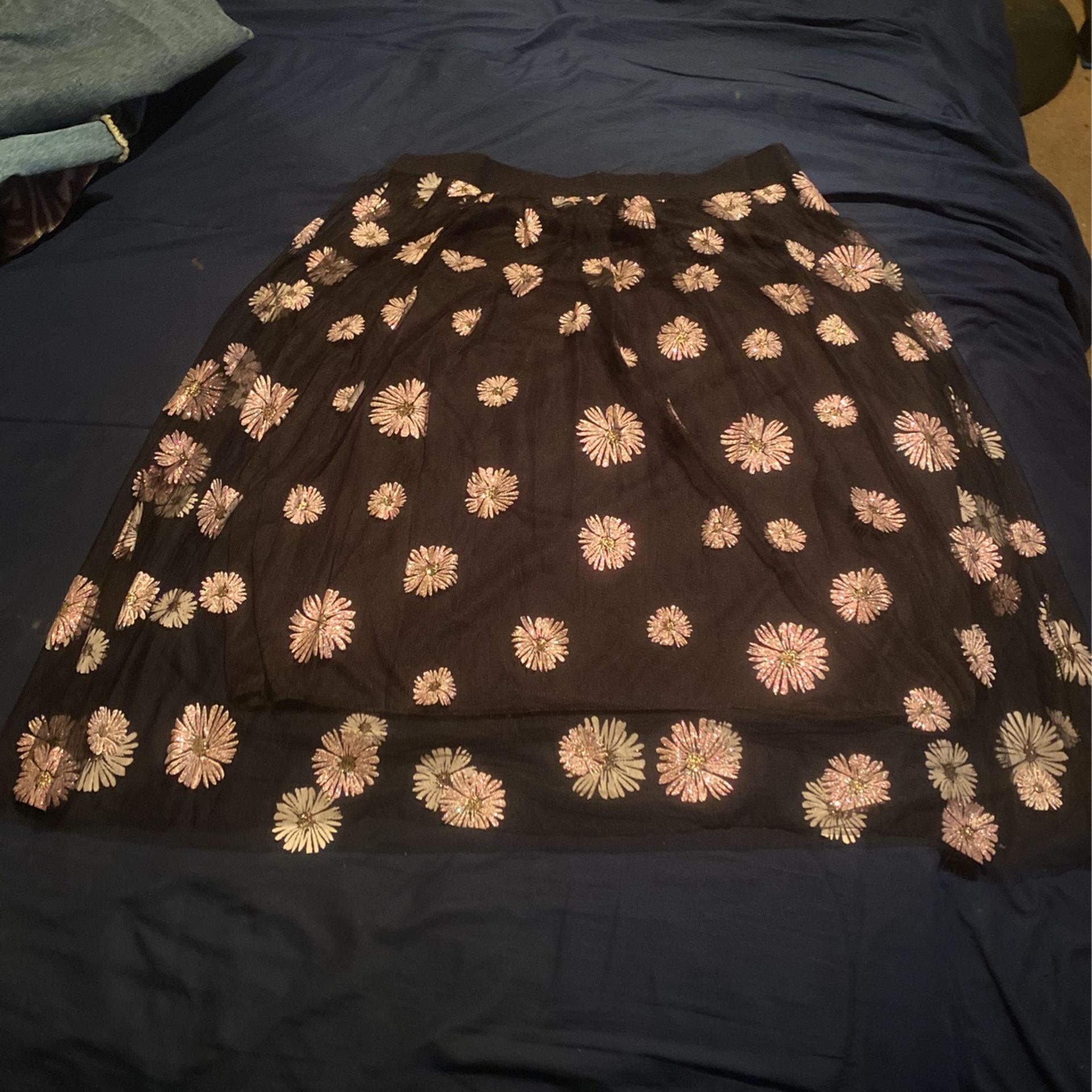 Skirt with Glitter Flowers