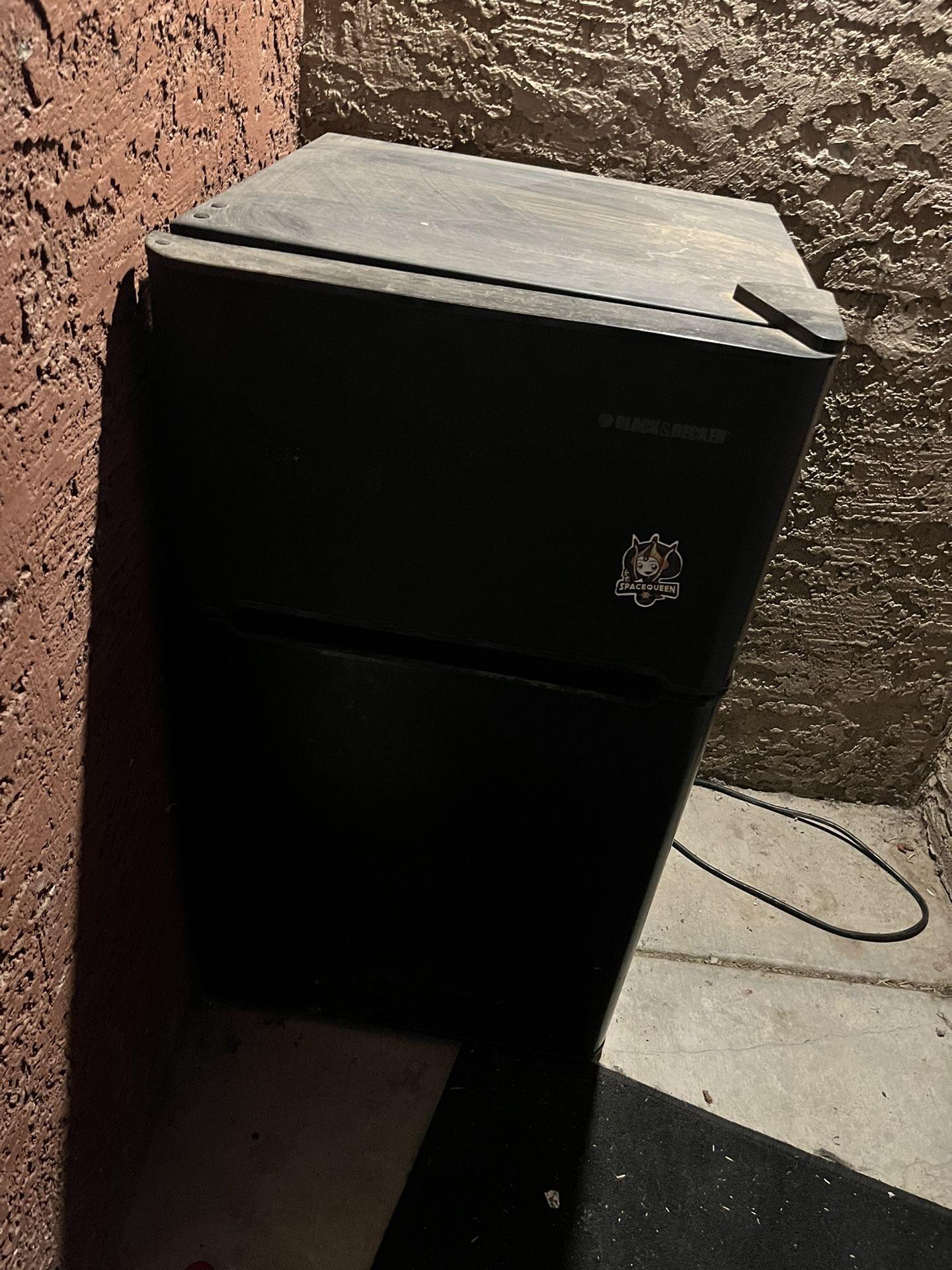 Black+Decker Mini Fridge