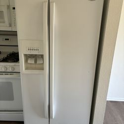 Whirlpool Refrigerator 