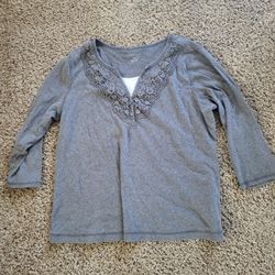 Women's  XL Van Heusen gray 3/4 sleeve, Lot 40
