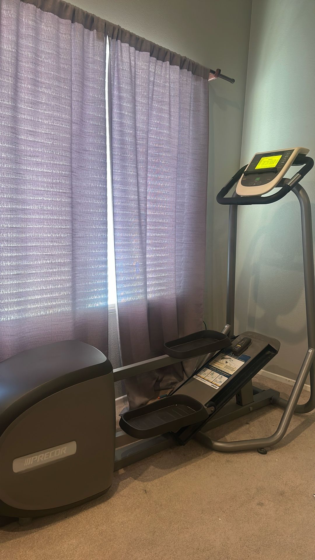 PRECOR EFX Elliptical