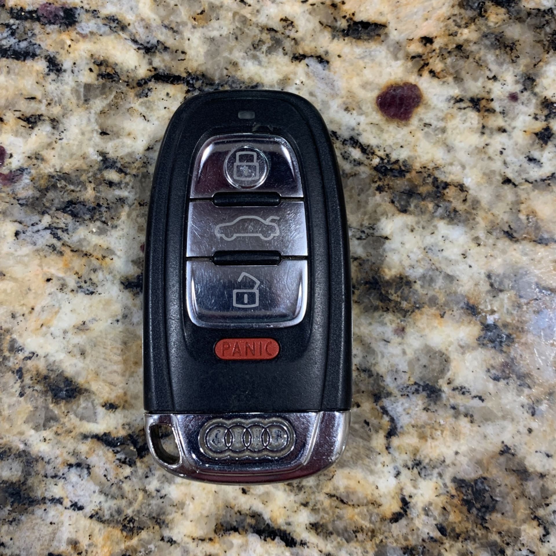 Audi Sedan/Coupe Key Fob And Key 