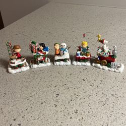 Peanut’s Christmas Train