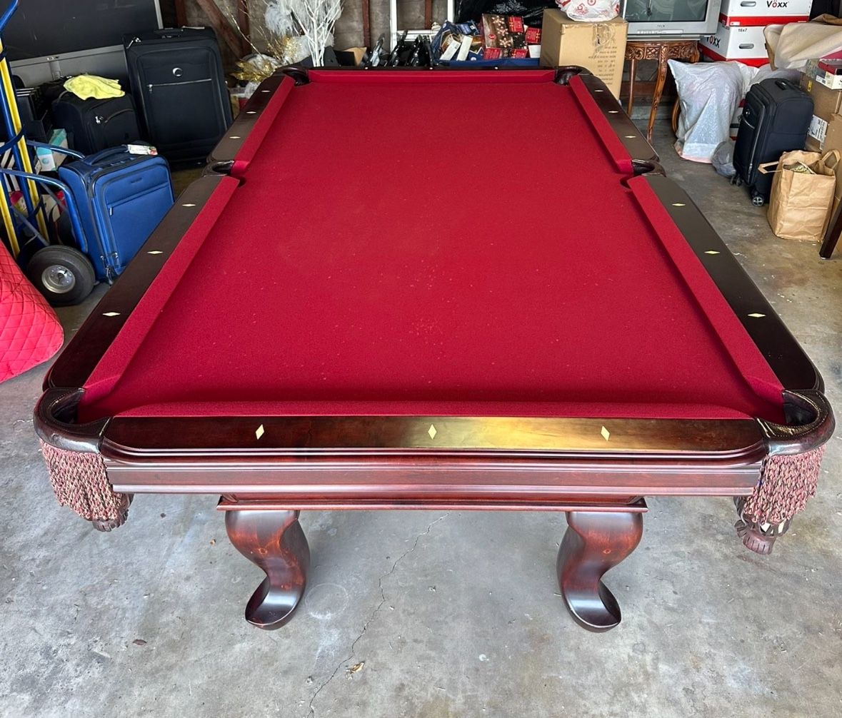Pool Table 8ft ( Free Delivery & Set Up & New Color Felt Of Your Choice