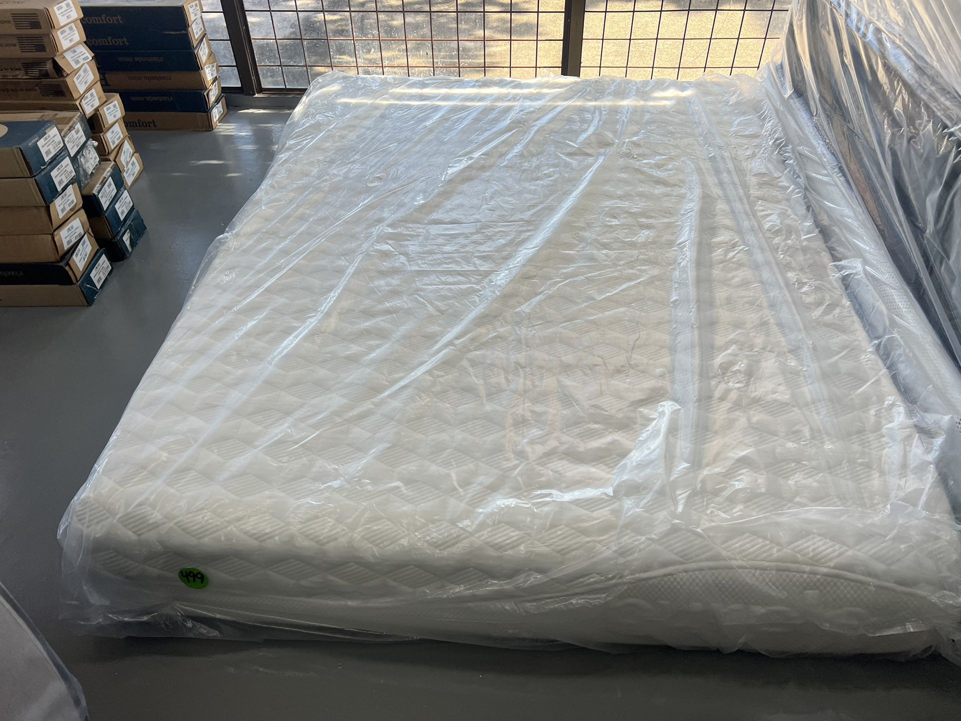 QUEEN SIZE PURPLE MATTRESS & BOX SPRING BED SET