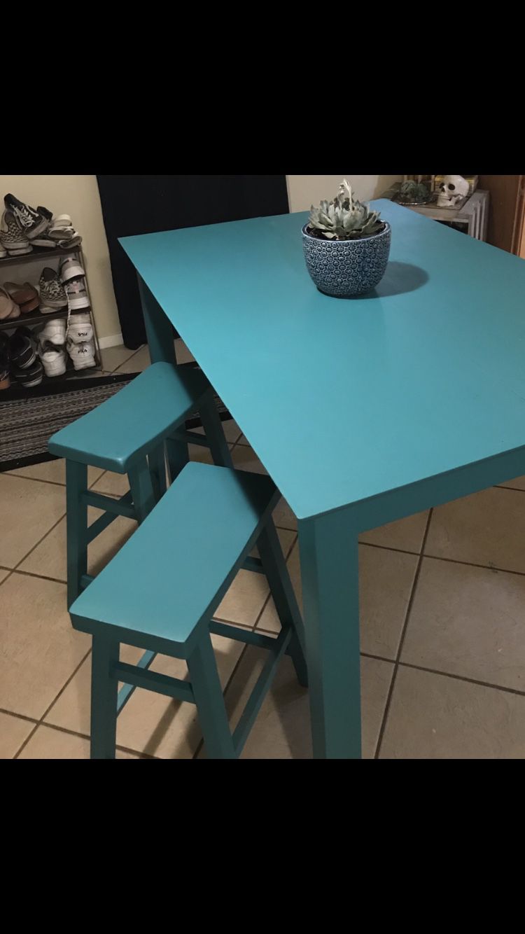Chic Turquoise Dinner Table