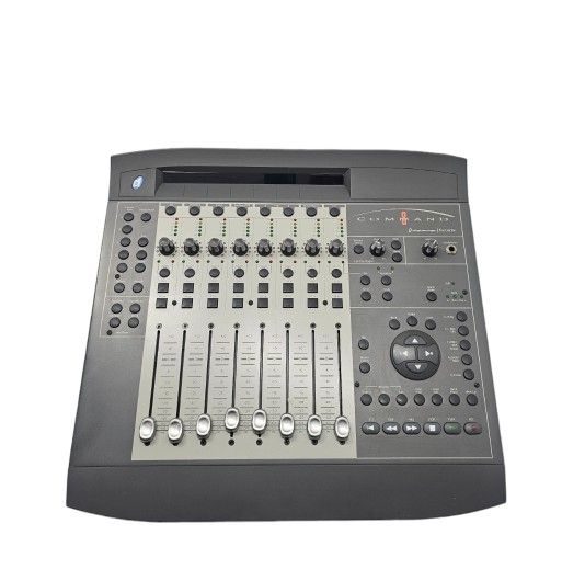 Digidesign Command 8 Focusrite Mixer