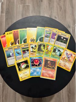 Vintage pokemon card lot 20 in each