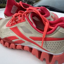 Nice High To Reebok Shoes 👞