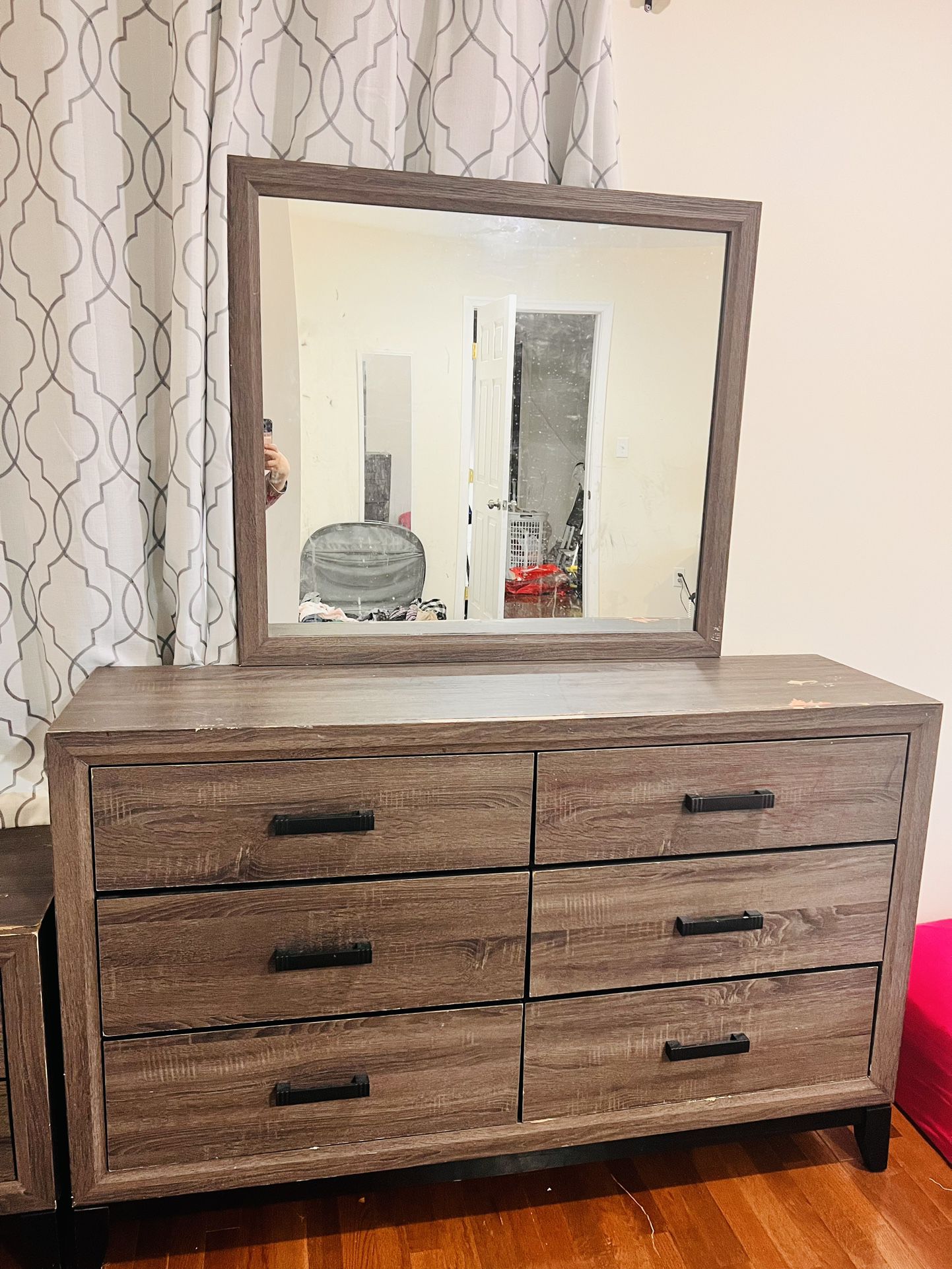 Dresser Mirror With Matching Nightstand 