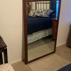 Dress mirror