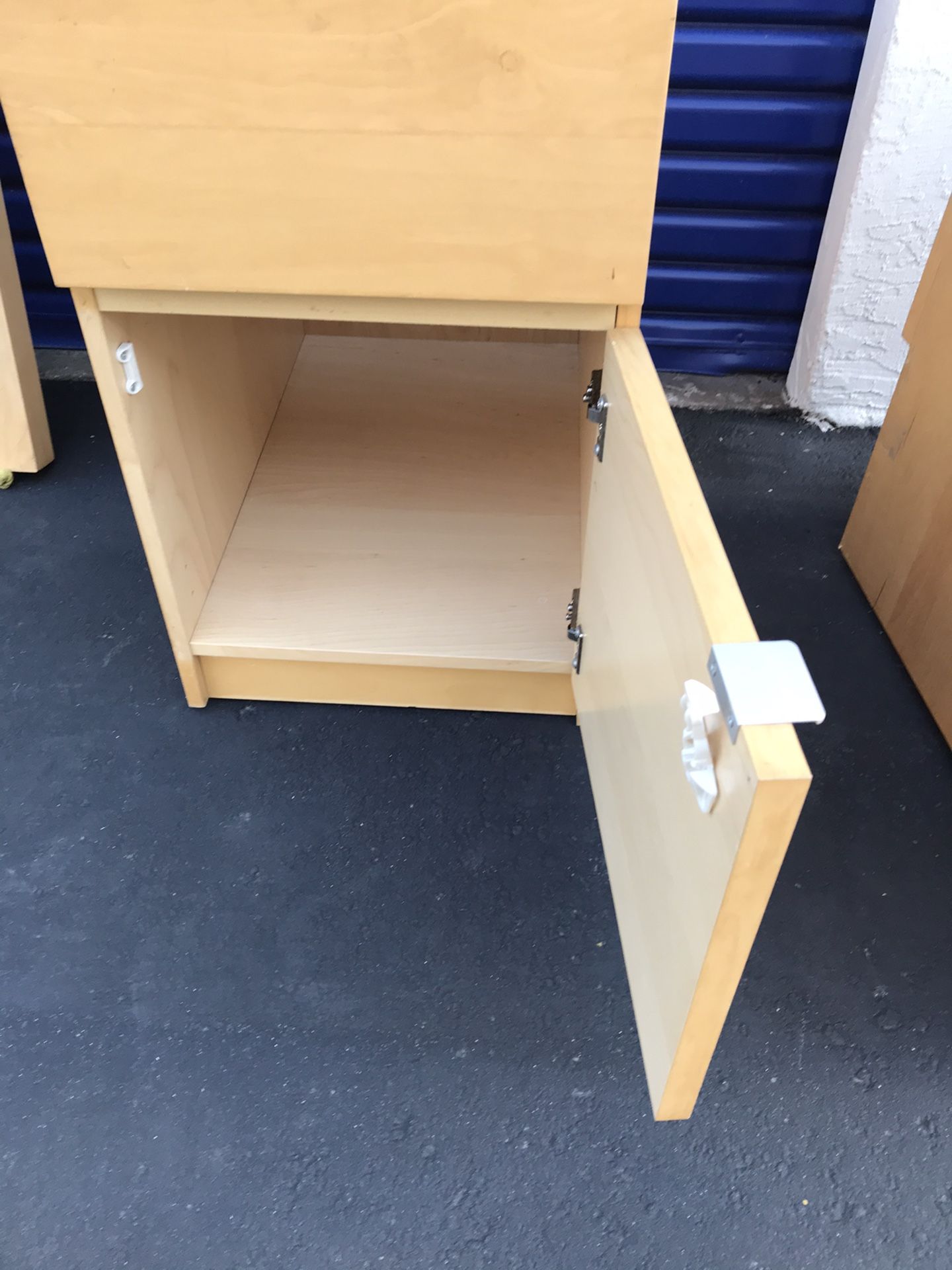 IKEA JONAS MALM DESK IN BEECH COLOR. WITH SMALL DRAWER AND 60